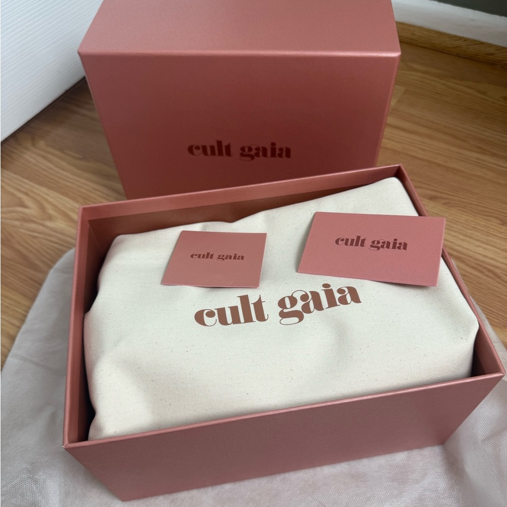 Cult Gaia NEW Reina Clutch in Brushed Brass - Picture 8 of 12